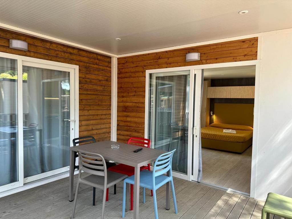 Camping I Melograni Marina Di Bibbona Luaran gambar