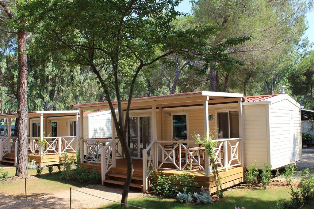 Camping I Melograni Marina Di Bibbona Luaran gambar