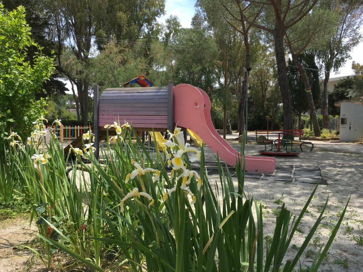 Camping I Melograni Marina Di Bibbona Luaran gambar