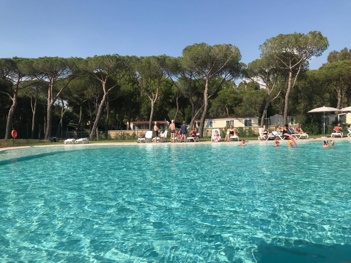 Camping I Melograni Marina Di Bibbona Luaran gambar